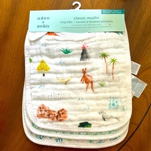 aden + adais® 3-Pack World Snap Bibs